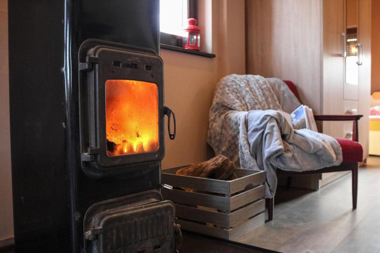 Guest House Studio Apartman Marina - With Jacuzzi, Free Parking, Pet Friendly 카를로바츠 외부 사진